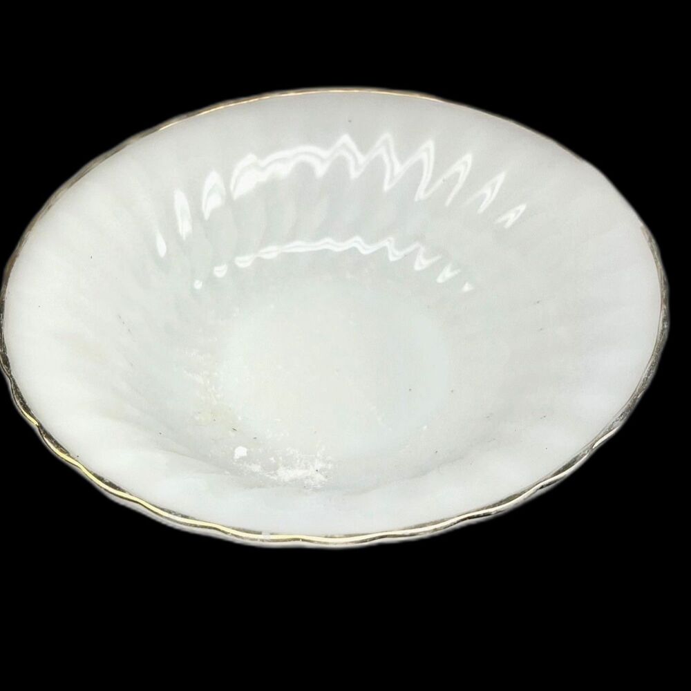 Anchor Hocking FIRE-KING Milk Glass 8.5"  Serving Bowl Gold Trim shell/swirl VTG